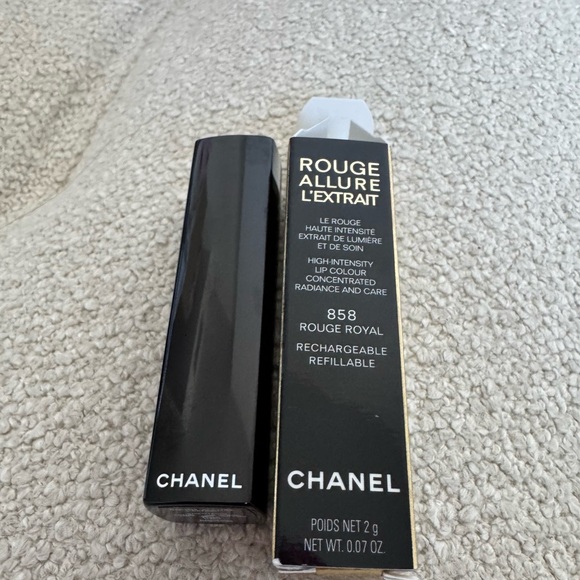 New CHANEL Rouge Allure L'Extrait 858 Rouge Royal Lipstick Sexy Red - Picture 8 of 8